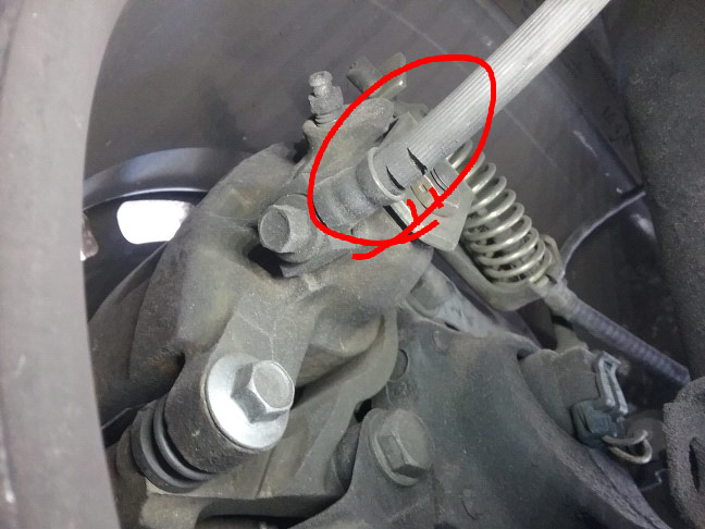 DVI Image Showing Cracking Brake Line | Inspection Maintenance