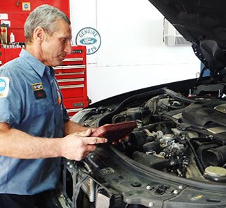 Sierra Service Center | Mechanic Diagnose Car